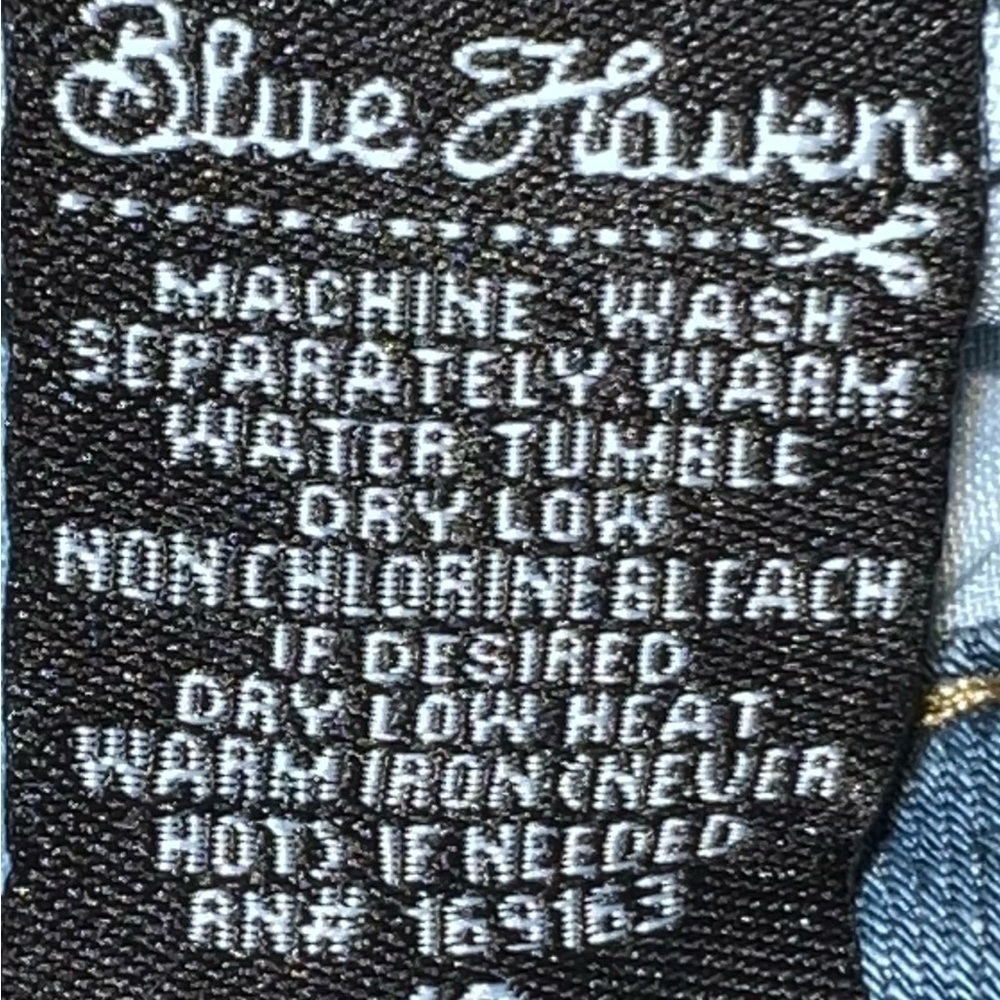 Woman’s Studded Wide Leg High Waisted Jeans Junior Size 13 women’s 10/12 - Picture 4 of 8